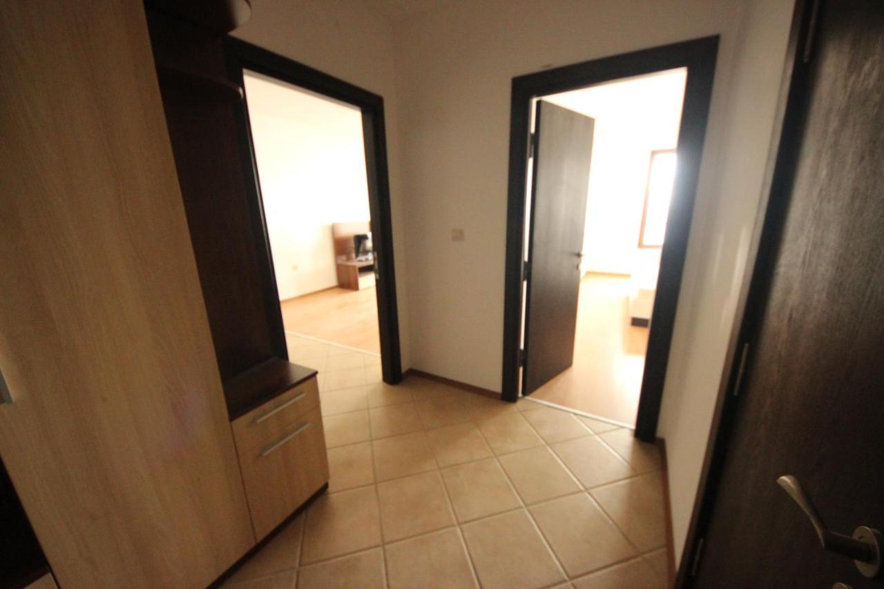 Menada Rocamar Apartments Tsarevo Eksteriør billede