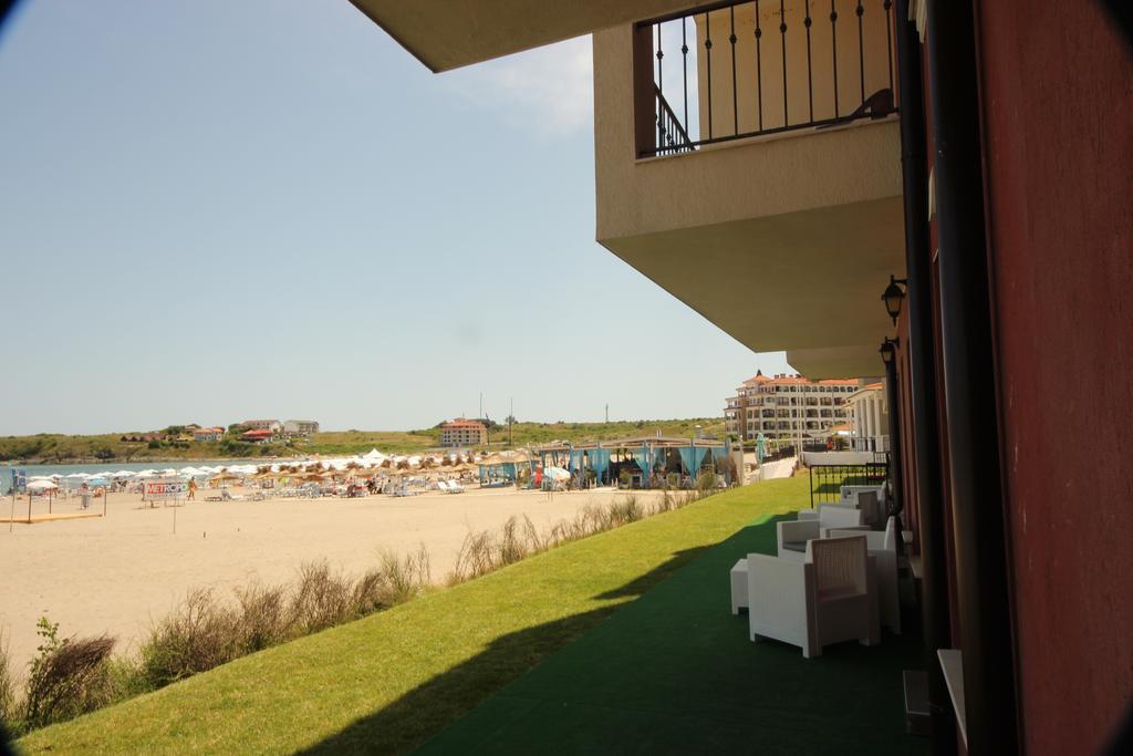Menada Rocamar Apartments Tsarevo Eksteriør billede