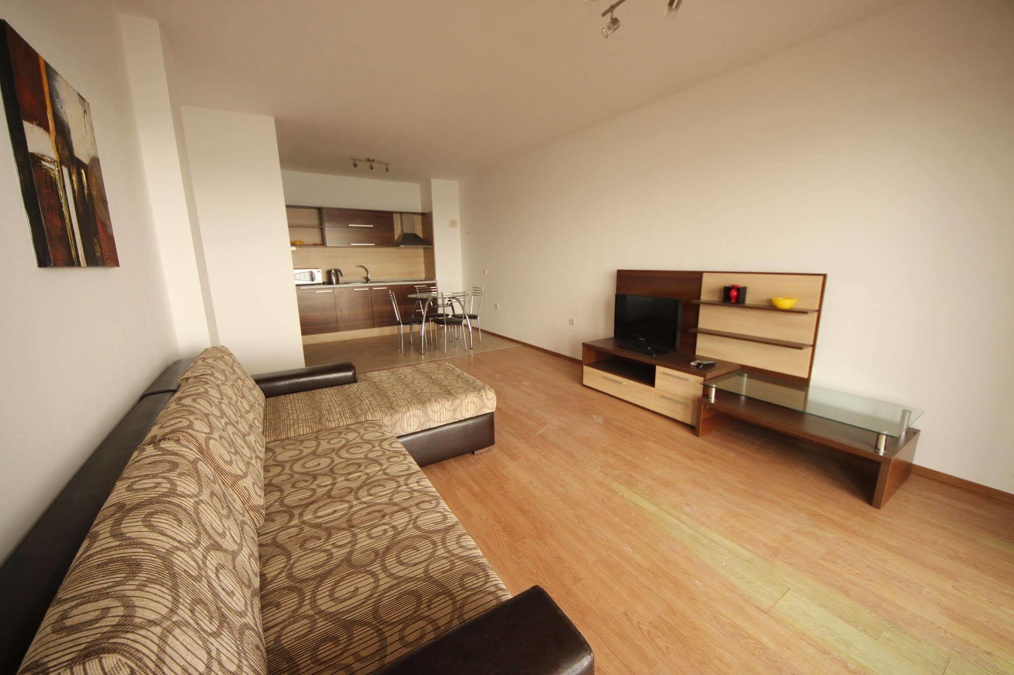 Menada Rocamar Apartments Tsarevo Eksteriør billede