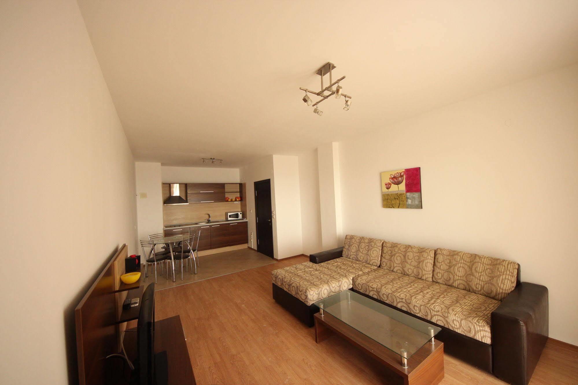 Menada Rocamar Apartments Tsarevo Eksteriør billede